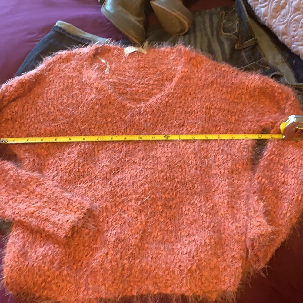 Sweater - Picture 3 of 5